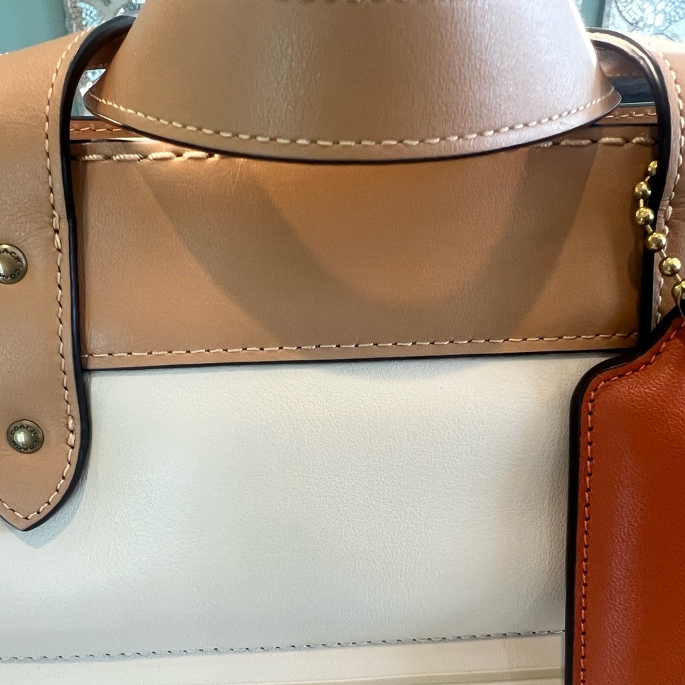 NWT Coach Quilted Large Field Tote - Picture 9 of 16